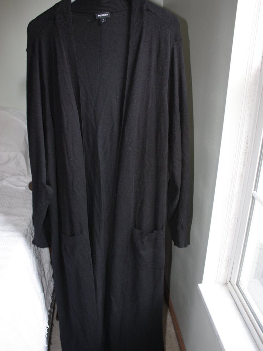 Torrid Black Longline Duster Open Front Cardigan Sweater Pockets Size 4 / 4X